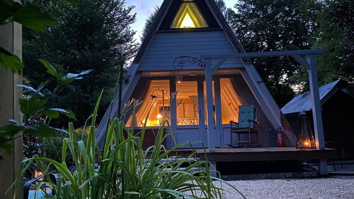 Billerbeck House | Holiday Home 'Am Waldrand' with Private Terrace, Private Garden and Wi-Fi