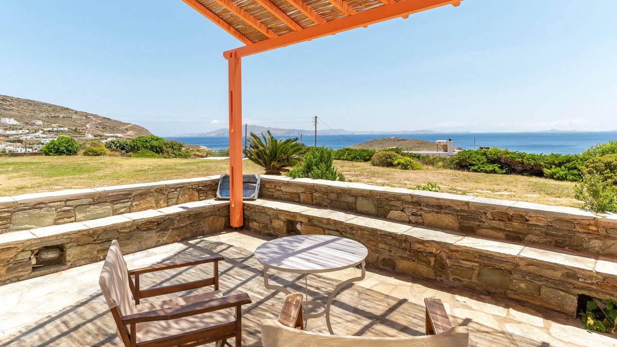 Agios Ioannis House | Holiday Home 'Anemologio 201 Tinos' with Sea View, Wi-Fi and Air Conditioning