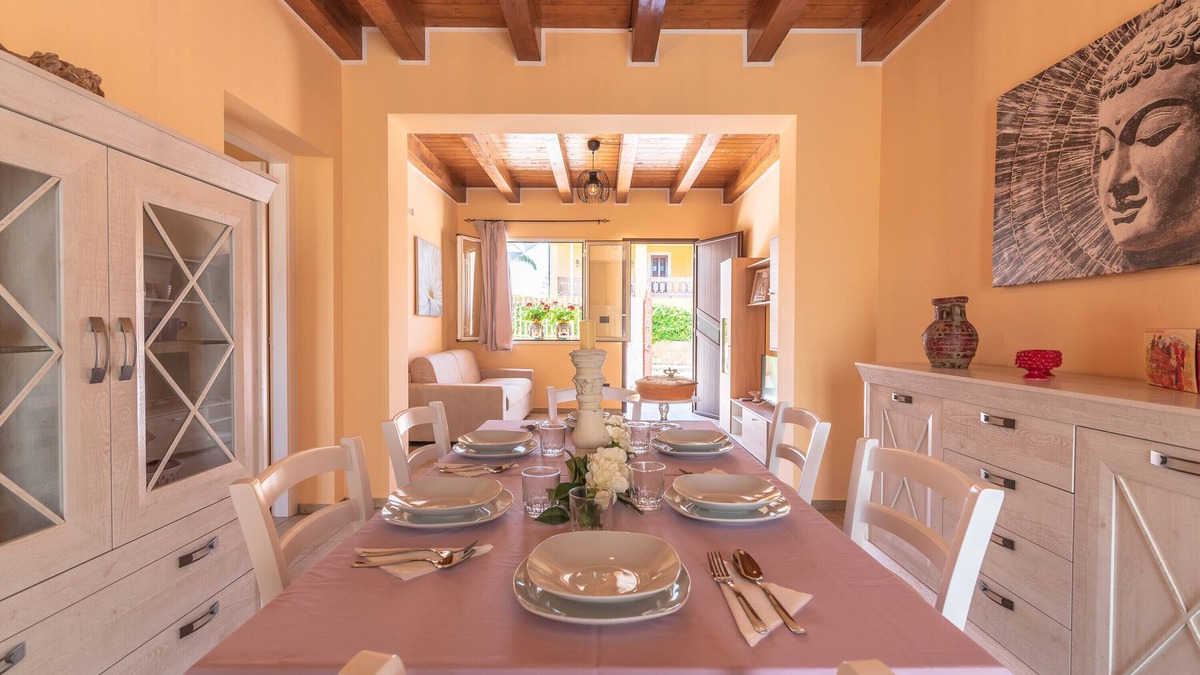 Brucoli House | Holiday Home 'Brucoli Mare 2' with Sea View, Terraces, Wi-Fi & A/C