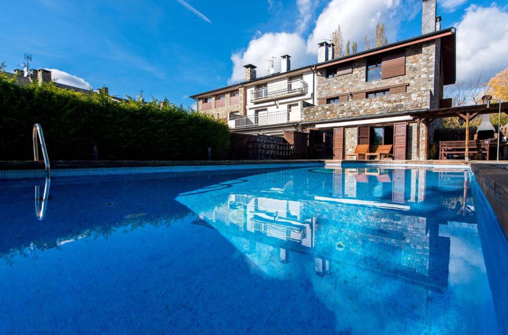 La Seu d'Urgell House | Holiday Home can Oscar by Interhome