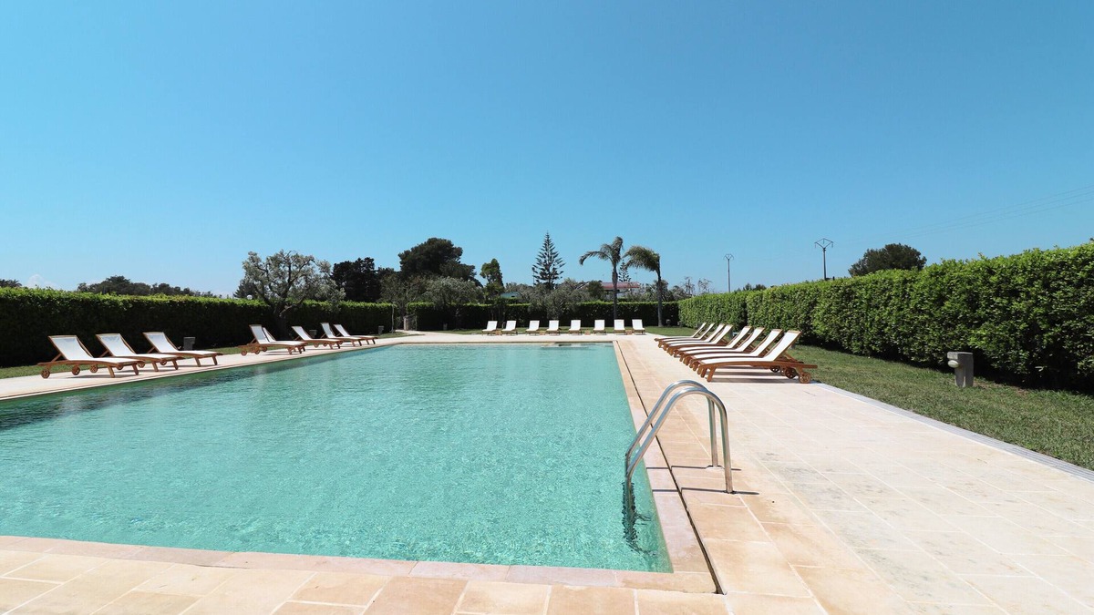 Otranto House | Holiday Home 'Casa Aleatico' with Shared Pool, Wi-Fi and Air Conditioning