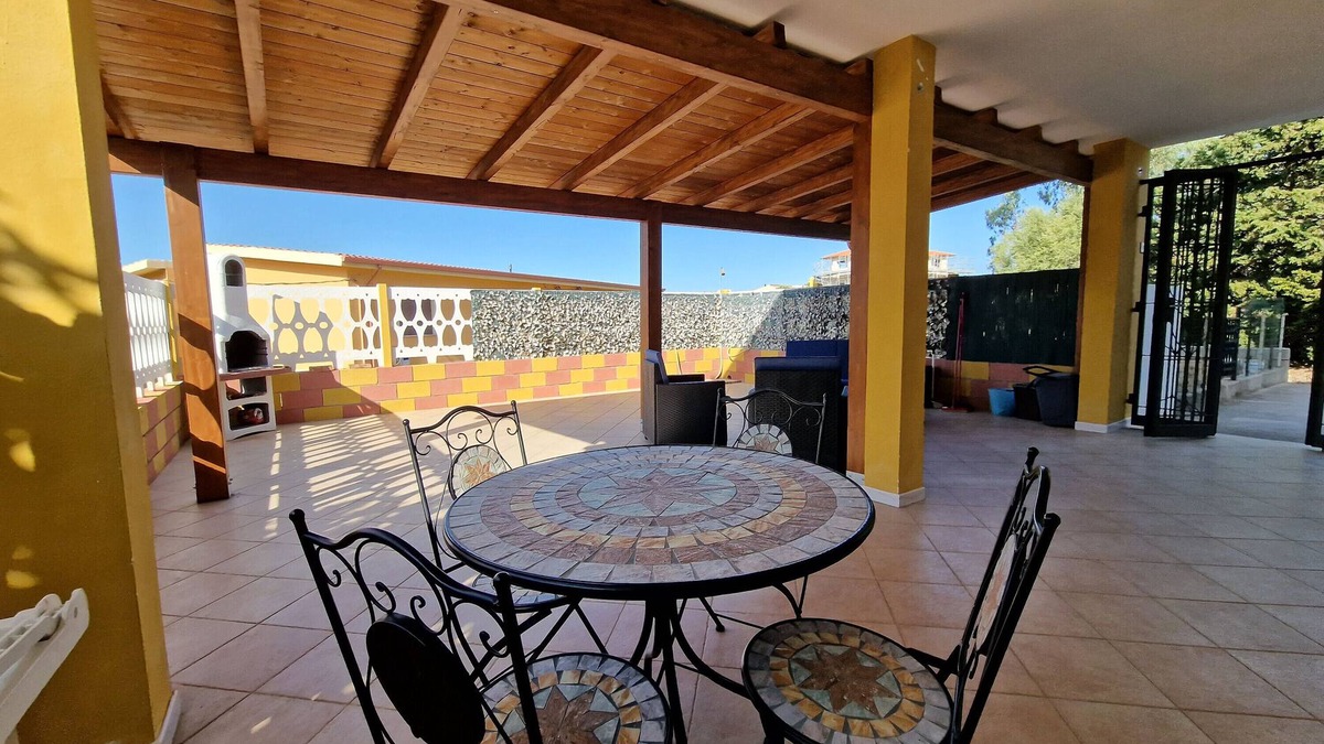 Nebida House | Holiday Home “Casa Flavia” with Air Conditioning & WiFi