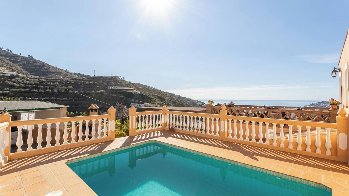 Itrabo House | Holiday Home Casa gonzalez with Sea & Mountain View, Outdoor Pool, Garden, Terrace & Wi-Fi