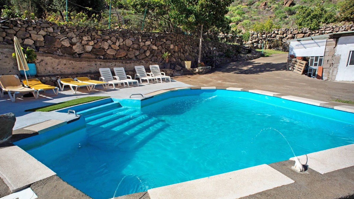 Mogan Apartment | Holiday Home "Casa Mango" with Mountain View, Pool & Wi-Fi