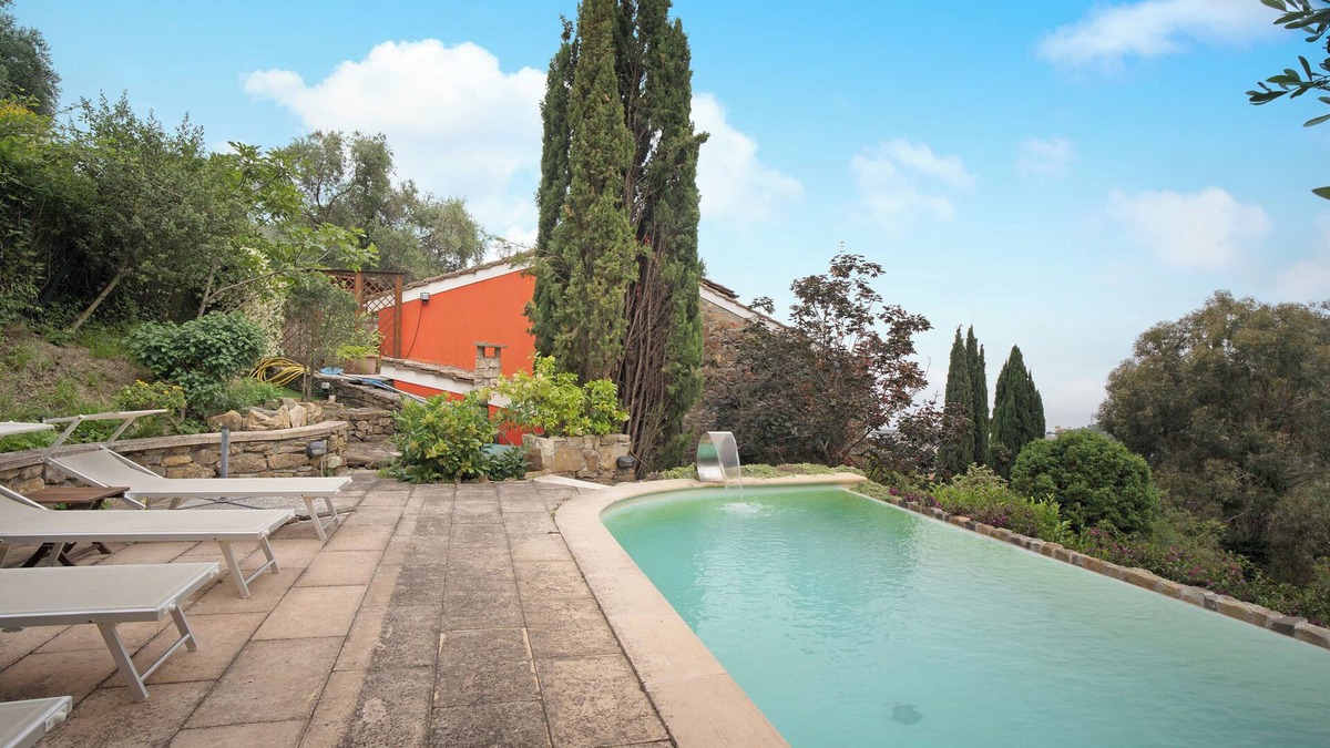 Sanremo House | Holiday Home 'Casone' with Sea View, Wi-Fi and Air Conditioning