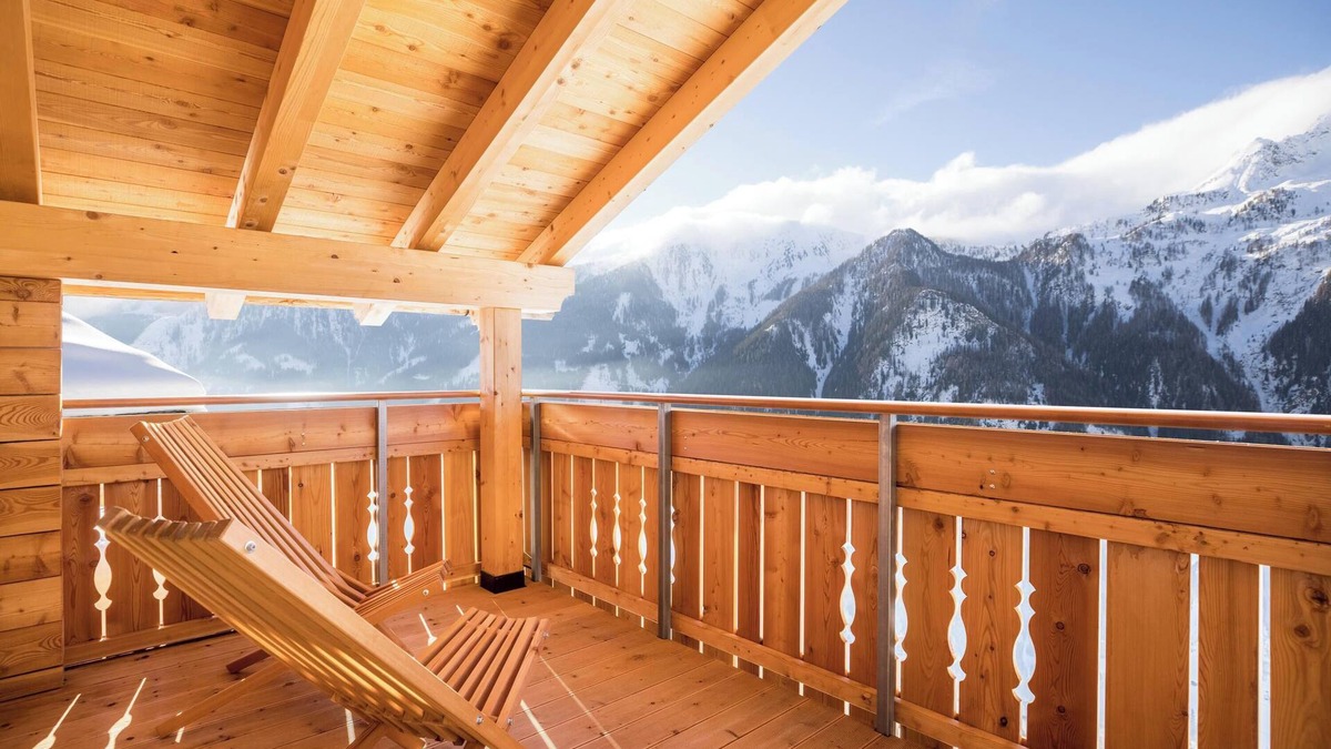 Selva dei Molini Ski Chalet | Holiday Home "Chalet Henne-Hochgruberhof" in Idyllic Mountain Location with Own Sauna