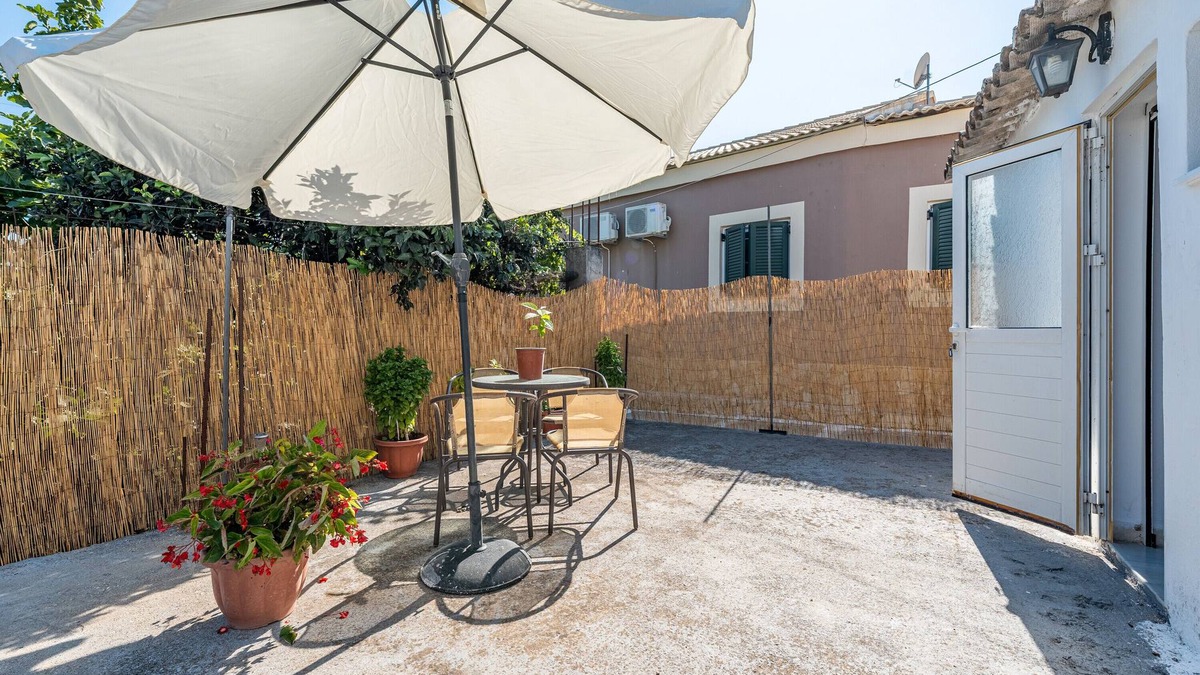 Argyrades House | Holiday Home 'CORFU FOTIS' with Sea View, Wi-Fi and Air Conditioning