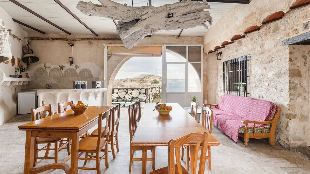 Molina de Segura House | Holiday Home 'De Piedra' with Private Pool, Private Terrace and Wi-Fi