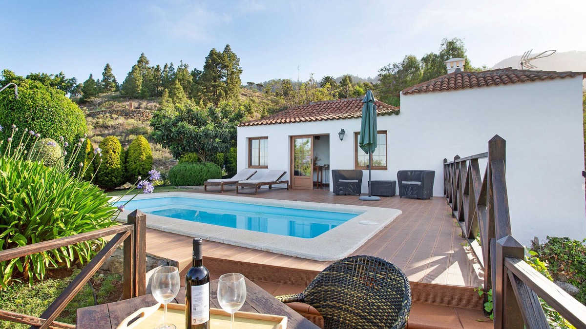 Tijarafe House | Holiday Home 'El Lomito' with Sea View, Wi-Fi and Air Conditioning