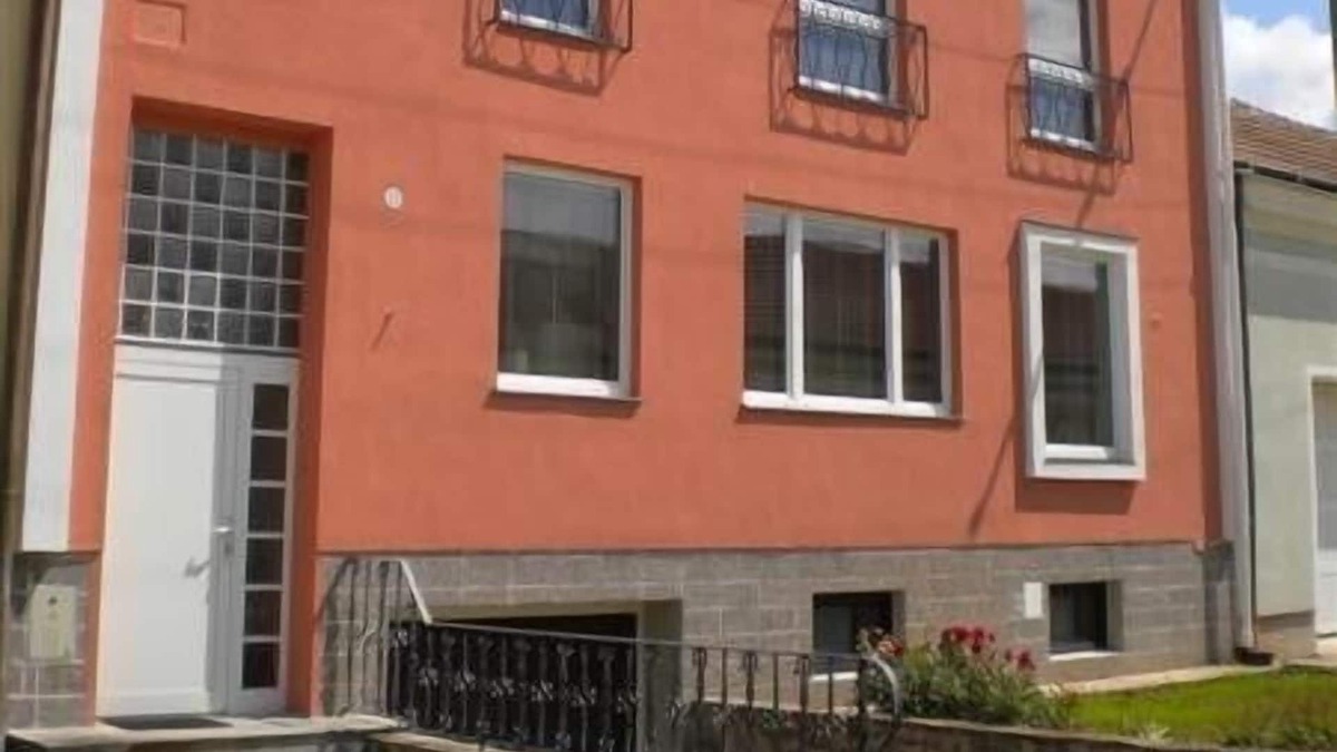 Leitzersdorf House | Holiday home for sole use, rural idyll near Vienna.