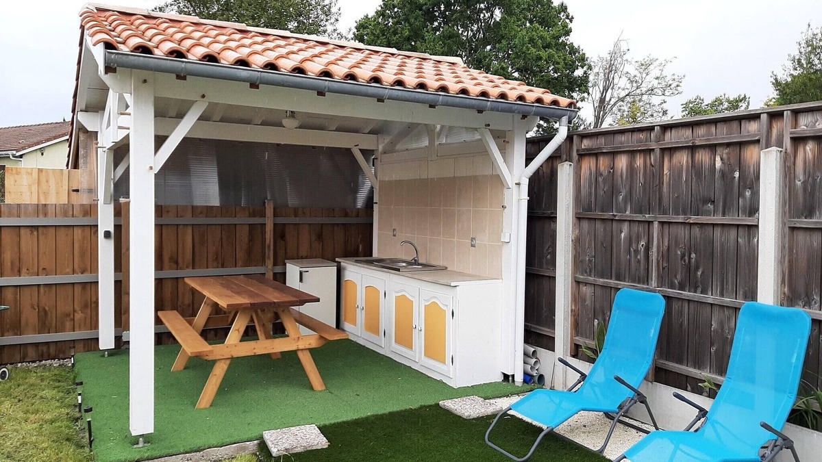 La Teste-de-Buch House | Holiday Home in La Teste near Arcachon Beach