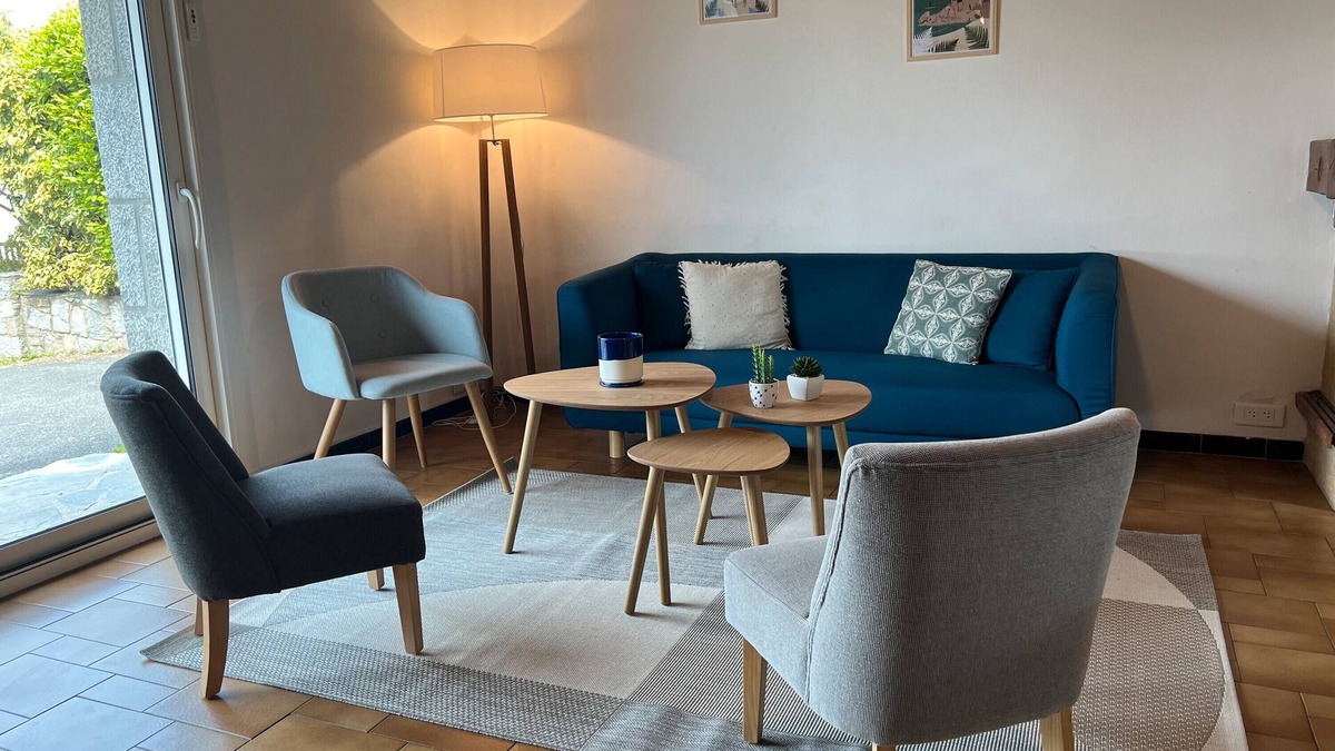 Saint-Quay-Perros House | Holiday Home 'Granit Cocoon By Madame Est Servie' with Terrace, Garden and Wi-Fi
