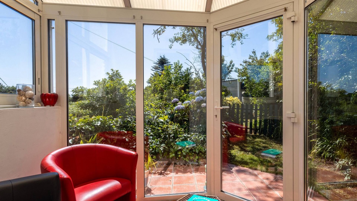 Lannion House | Holiday Home 'Gite La Lande Cote De Granit' with Private Terrace, Private Garden and Wi-Fi