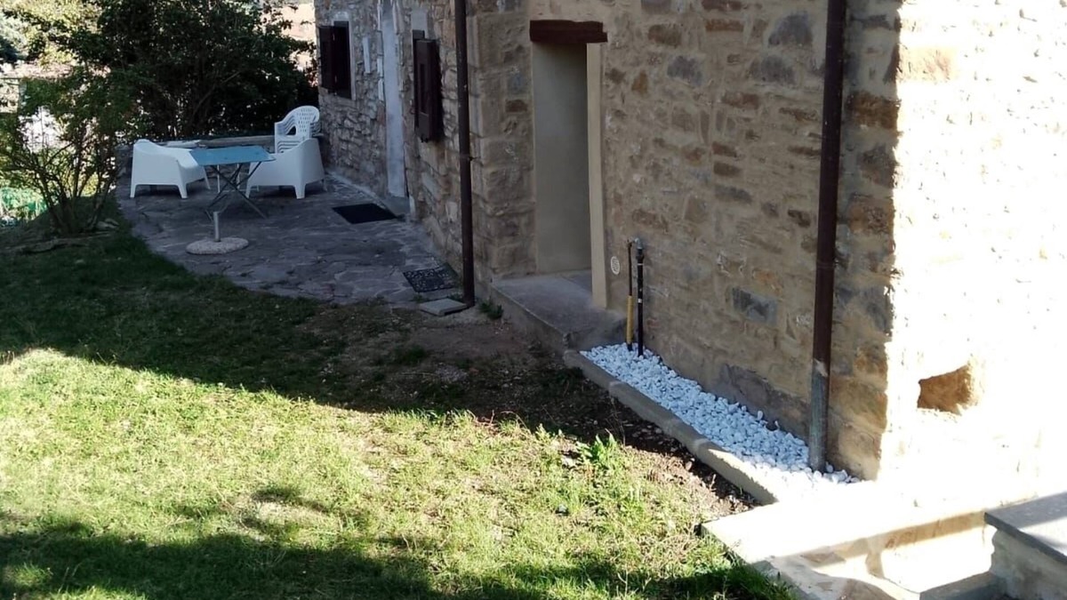 Loiano House | Holiday Home 'Gnazzano Home' with Mountain View, Wi-Fi and Air Conditioning