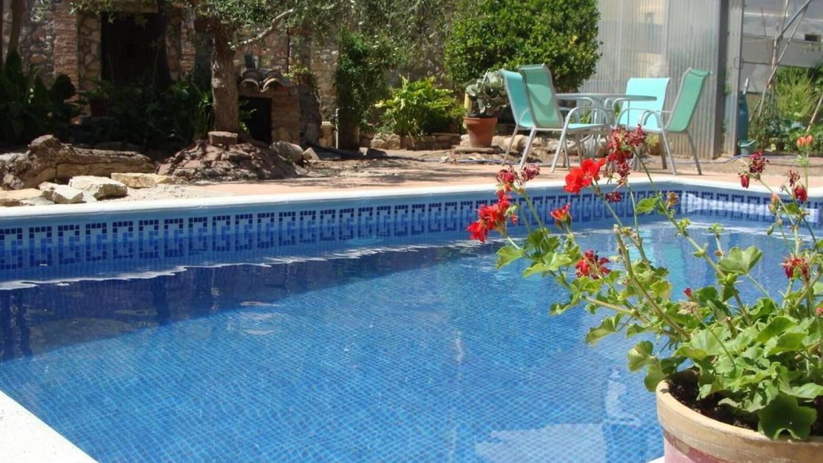 Alcover House | Holiday Home 'Hort De La Cinteta' with Mountain View, Private Pool and Air Conditioning