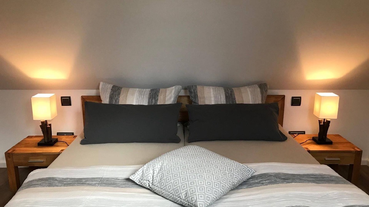 Nordenholz House | Holiday home "Hude" with terrace