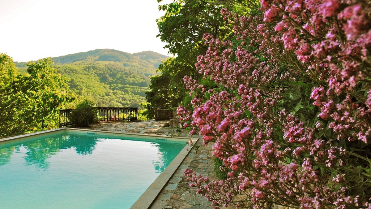Lentilleres House | Holiday Home in Ardèche – Private Pool, Peaceful Setting, Pets Welcome