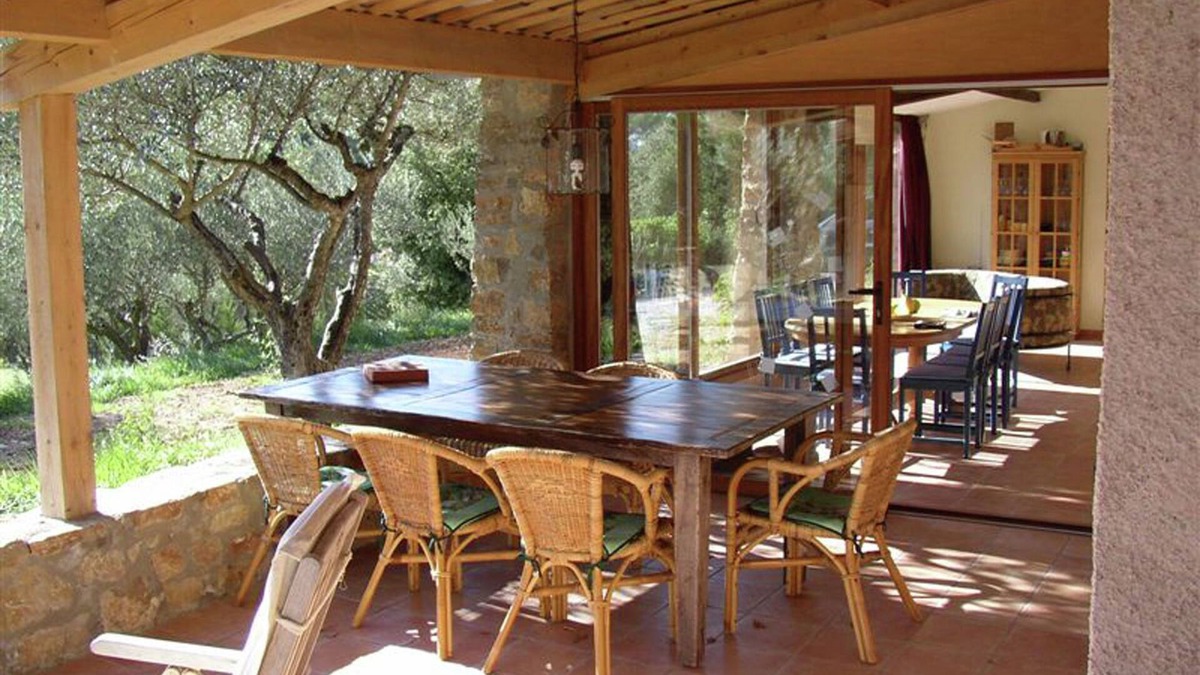 Carces House | Holiday Home in Carcès with Pool & Vineyards
