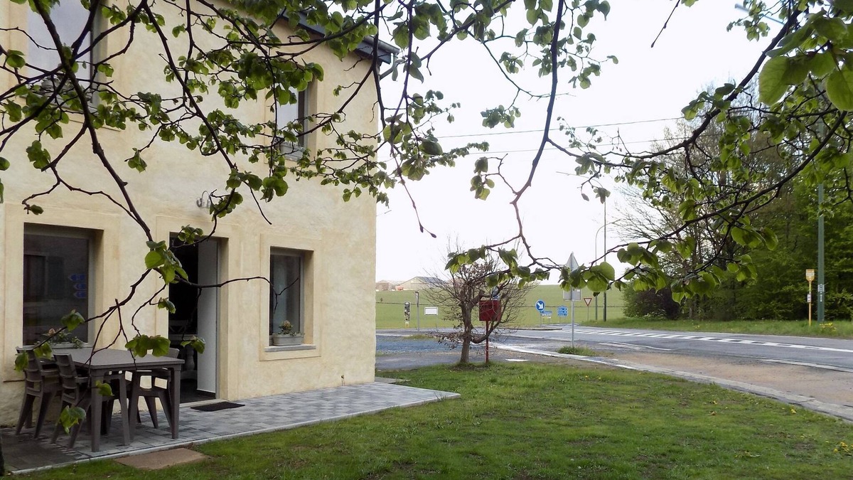 Florenville House | Holiday Home in Florenville with Garden