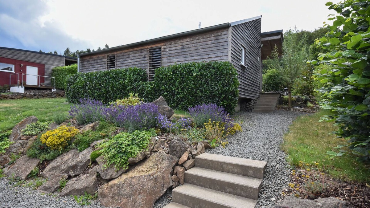 Berlingen House | Holiday Home in Forest with Terrace & BBQ