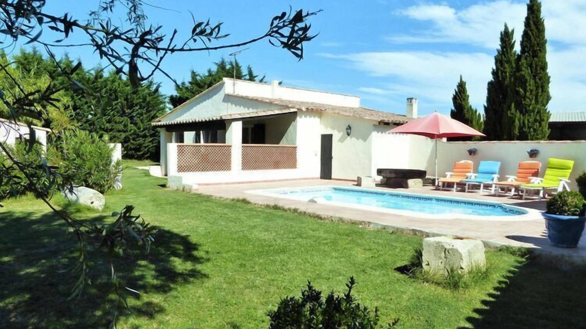 Arles House | Holiday Home in Camargue with Private Pool