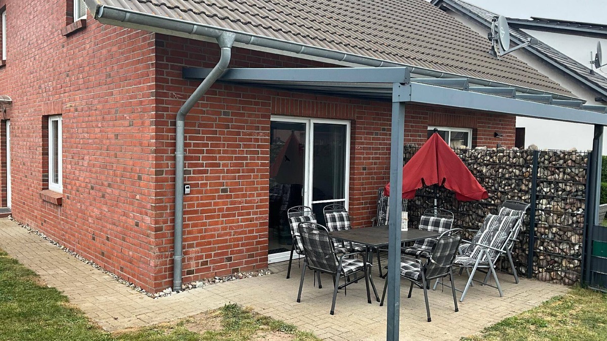 Wismar House | Holiday home in Hoben with barbecue and terrace