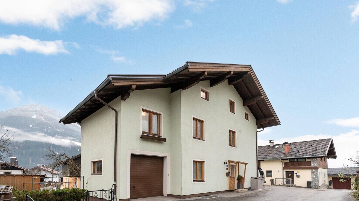 Lengdorf House | Holiday Home in Lengdorf near Ski Slopes