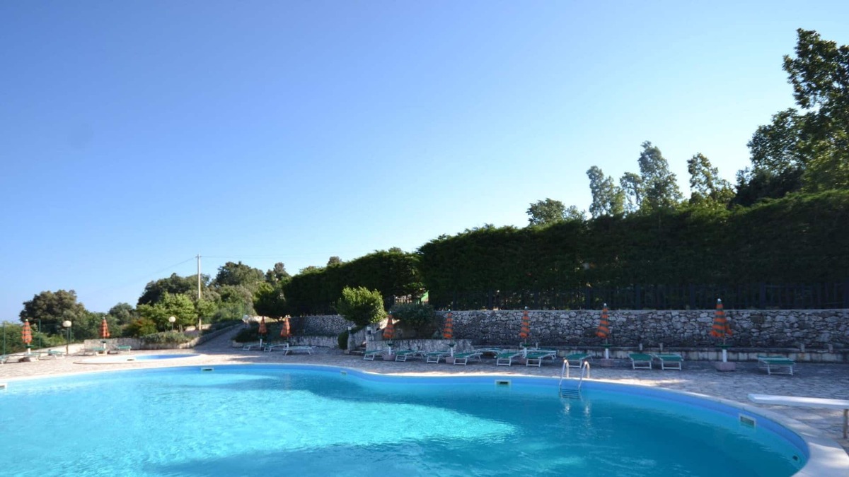 Mattinata House | Holiday Home in Mattinata with Pool, Tennis Court, Bicycles