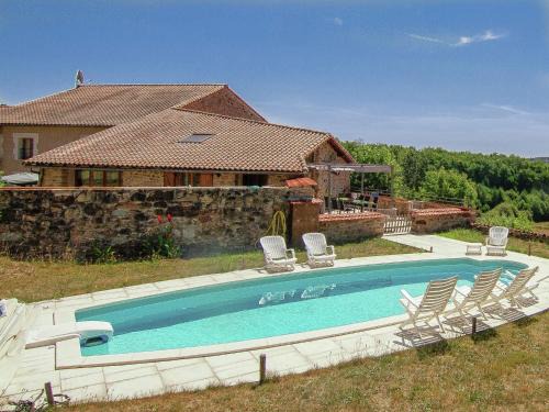 Roussines House | Holiday Home in Roussines with Private Pool