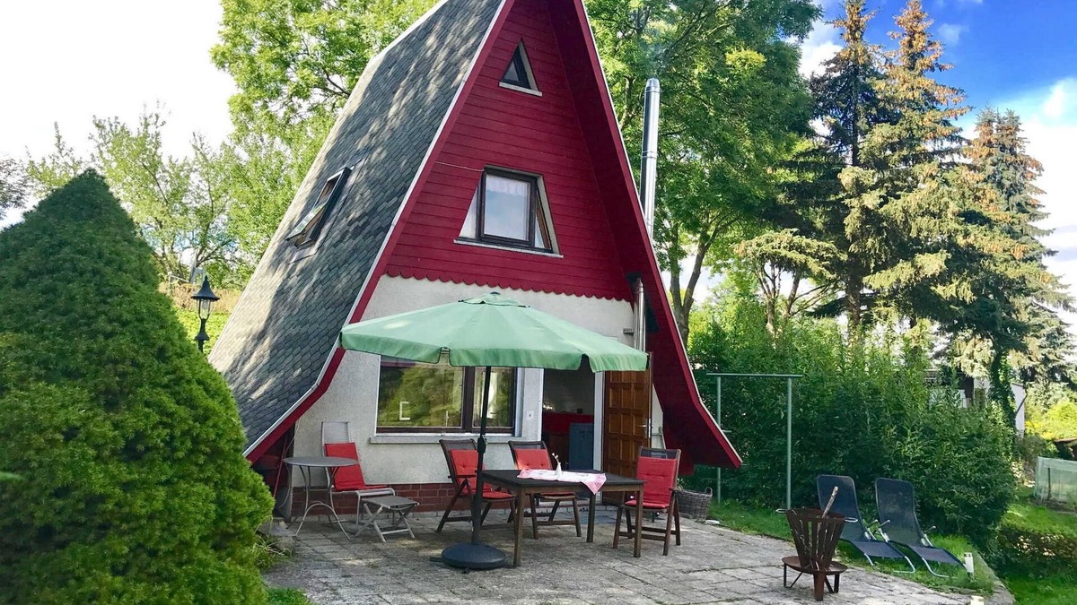 Schoeneberg b. Angermuende House | Holiday home in the Odertal National Park - holiday home