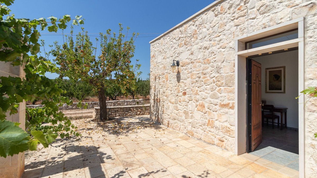 Alcanterini Apartment | Holiday Home 'Fico' with Private Terrace, Private Garden and Air Conditioning
