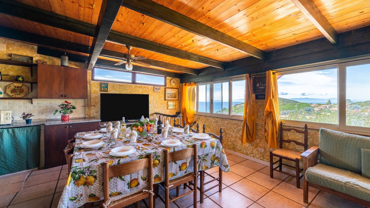 Geremeas House | Holiday Home "Is Zuddas" with Sea View & Private Terrace