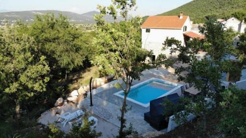 Dicmo House | Holiday Home Jadrić