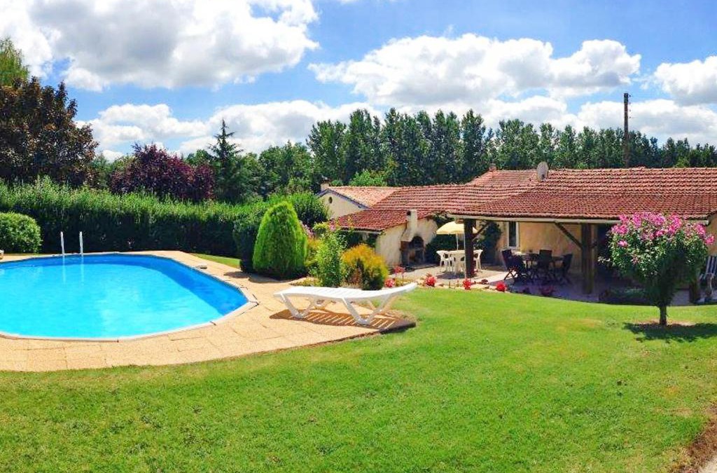 Condeon House | Holiday Home La Grangette by Interhome