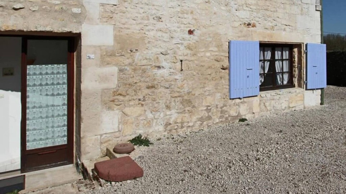 Romegoux House | Holiday Home 'La Rétaise' with Private Terrace and Private Garden