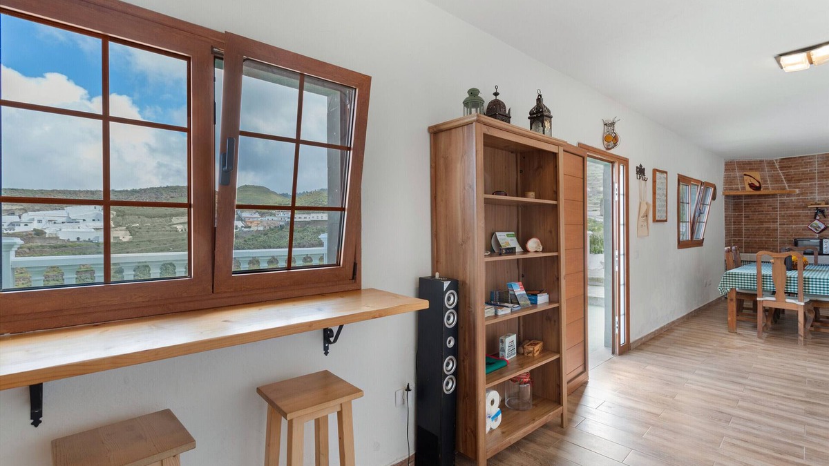 Artenara House | Holiday Home 'La Umbría' with Mountain Views, Private Terrace and Wi-Fi