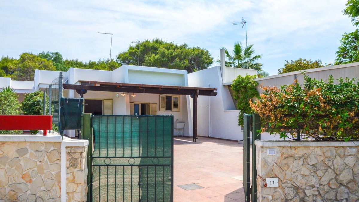 Fontanelle House | Holiday Home 'La Villetta 451' with Private Terrace and Air Conditioning