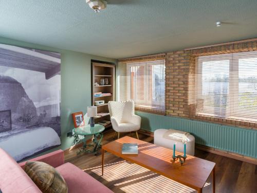 Suderstapel House | Holiday Home Lachs At The Eider River Bend