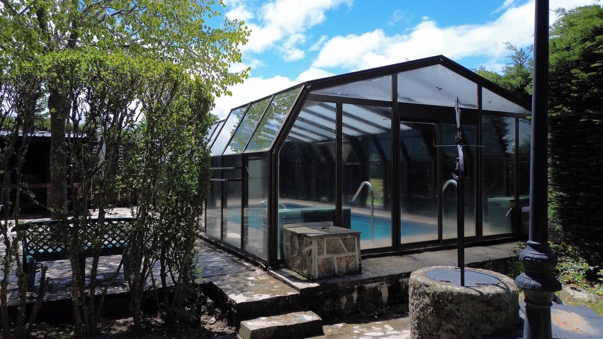 Peguerinos House | Holiday Home 'Los Ciegos' with Mountain View, Private Terrace and Wi-Fi