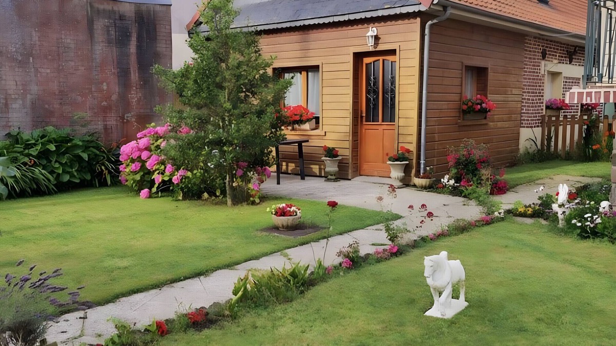 Saint-Blimont House | Holiday Home 'Maison À Saint-Blimont' with Terrace
