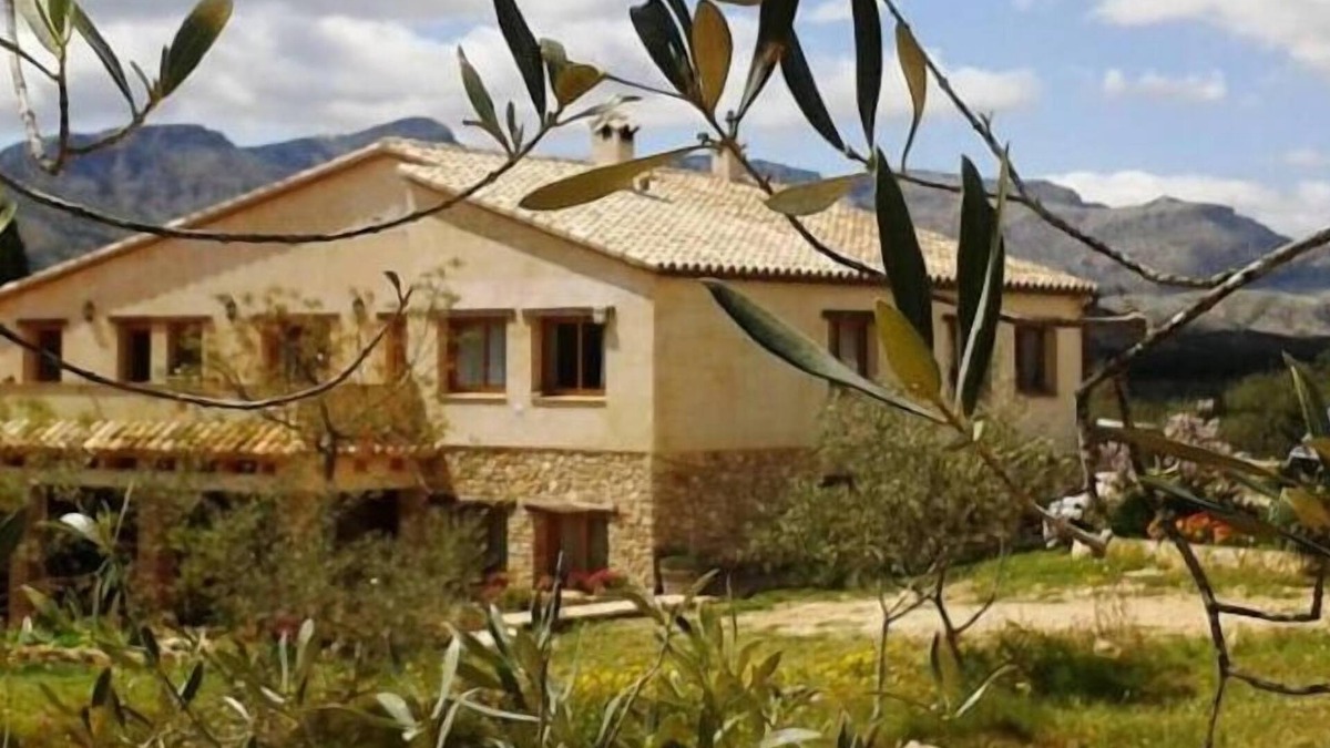 El Perello Bed & Breakfast | Holiday Home 'Mas Del Pi' with Mountain Views, Private Terrace and Wi-Fi