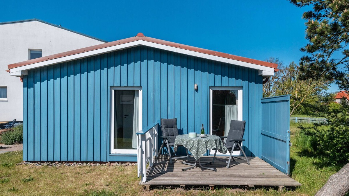 Meschendorf House | Holiday home 'Möve ABA Bungalow 61' with private terrace and WLAN