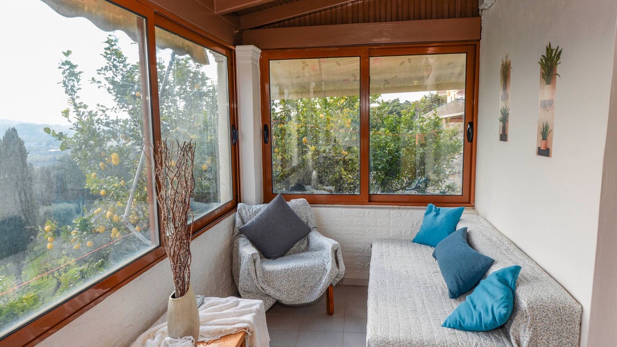 Esperion House | Holiday Home 'My Paradise Viki' with Wi-Fi and Air Conditioning