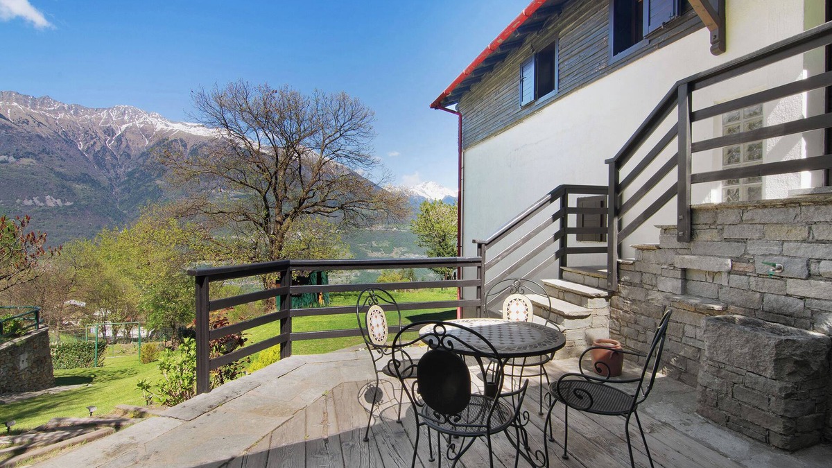 Cosio Valtellino House | Holiday Home 'Natura E Relax' with Mountain View, Private Terrace and Wi-Fi