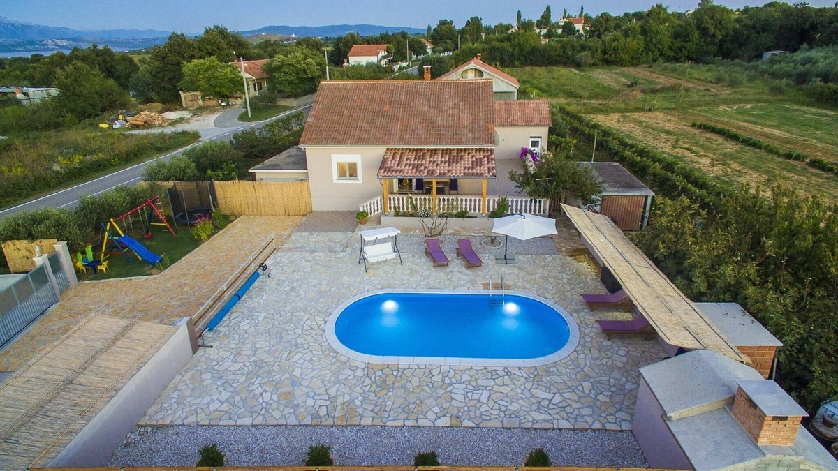 Municipality of Posedarje House | Holiday Home near Zadar with Private Pool