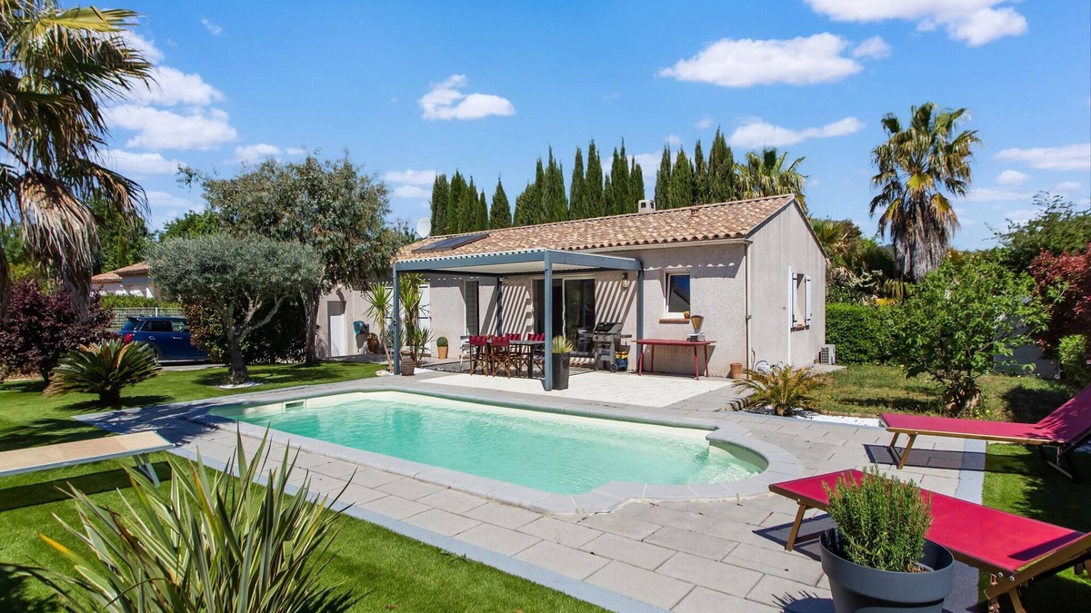 Gonfaron House | Holiday Home near Côte d'Azur with Pool