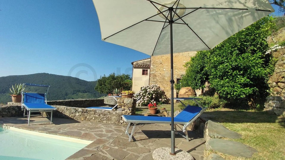 Buti House | Holiday home near Pisa with private pool (up to 16 people)