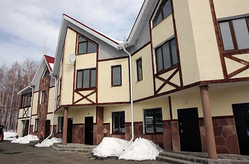Zelyonaya Polyana House | Holiday Home on Berezovaya 21