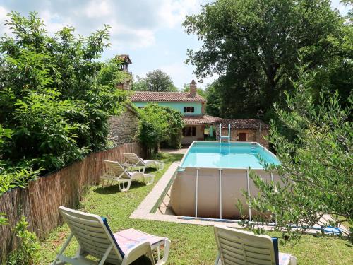 Martinski House | Holiday Home Paolici by Interhome