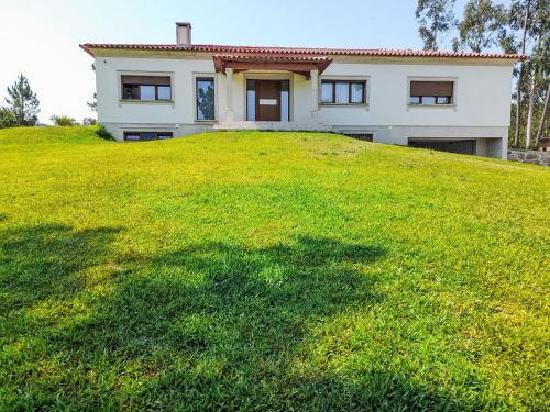 Forjaes House | Holiday Home Quinta d'Azenha by Interhome